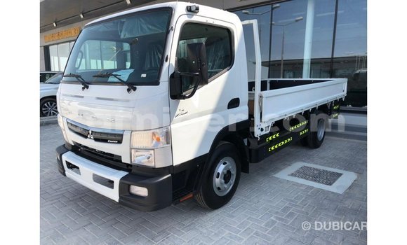 Sayi Imported Mitsubishi L400 White Babbar mota in Import - Dubai a Agadez Sayi Imported Mitsubishi L400 White Babbar mota in Import - Dubai a Agadez