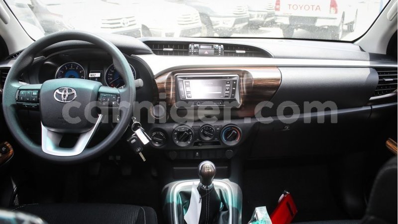 Big with watermark toyota hilux agadez import dubai 6223