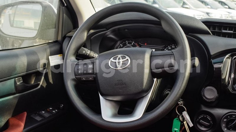 Big with watermark toyota hilux agadez import dubai 6224