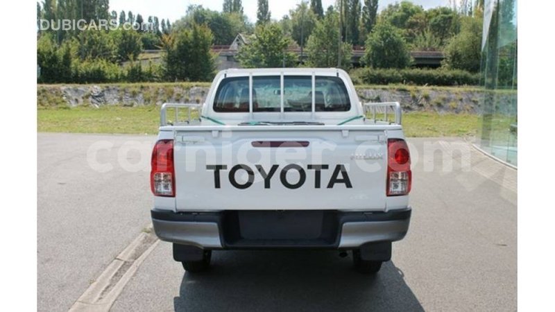 Big with watermark toyota hilux agadez import dubai 6227