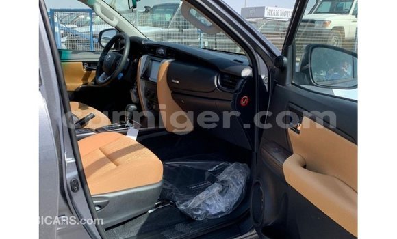 Buy Import Toyota Fortuner Other Car in Import - Dubai in Agadez Buy Import Toyota Fortuner Other Car in Import - Dubai in Agadez