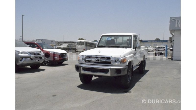 Big with watermark toyota land cruiser agadez import dubai 6236