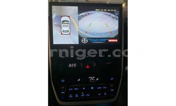 Buy Import Toyota Land Cruiser Black Truck in Import - Dubai in Agadez Buy Import Toyota Land Cruiser Black Truck in Import - Dubai in Agadez