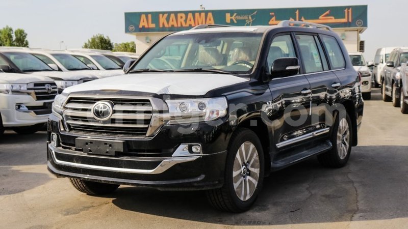 Big with watermark toyota land cruiser agadez import dubai 6239