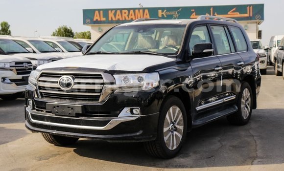 Sayi Imported Toyota Land Cruiser Black Babbar mota in Import - Dubai a Agadez Sayi Imported Toyota Land Cruiser Black Babbar mota in Import - Dubai a Agadez