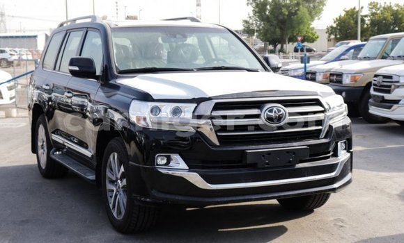 Sayi Imported Toyota Land Cruiser Black Babbar mota in Import - Dubai a Agadez Sayi Imported Toyota Land Cruiser Black Babbar mota in Import - Dubai a Agadez