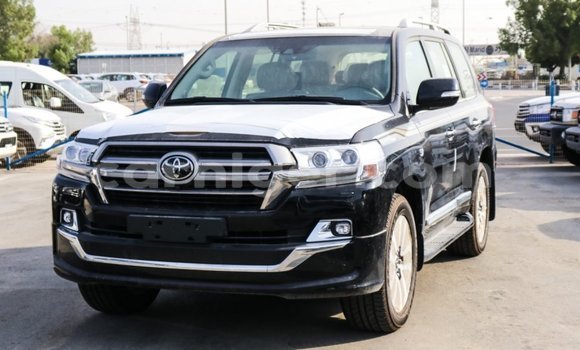 Sayi Imported Toyota Land Cruiser Black Babbar mota in Import - Dubai a Agadez Sayi Imported Toyota Land Cruiser Black Babbar mota in Import - Dubai a Agadez