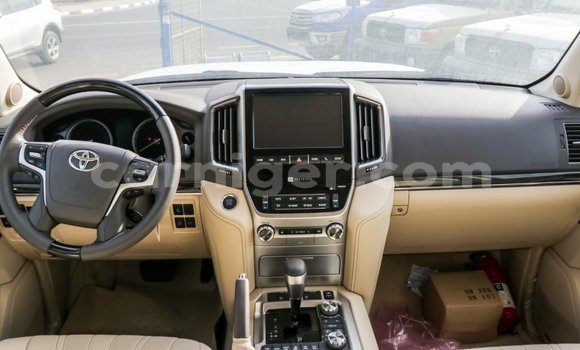 Sayi Imported Toyota Land Cruiser Black Babbar mota in Import - Dubai a Agadez Sayi Imported Toyota Land Cruiser Black Babbar mota in Import - Dubai a Agadez