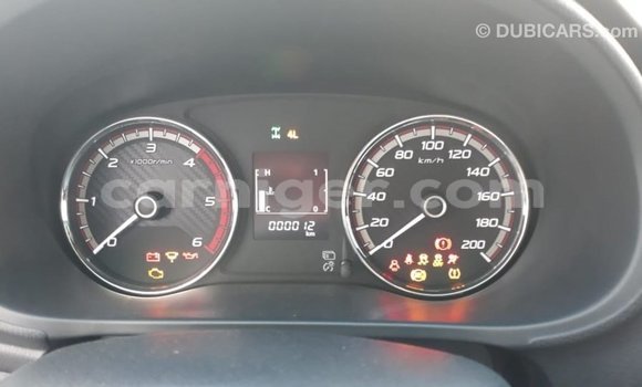 Buy Import Mitsubishi L200 White Car in Import - Dubai in Agadez Buy Import Mitsubishi L200 White Car in Import - Dubai in Agadez