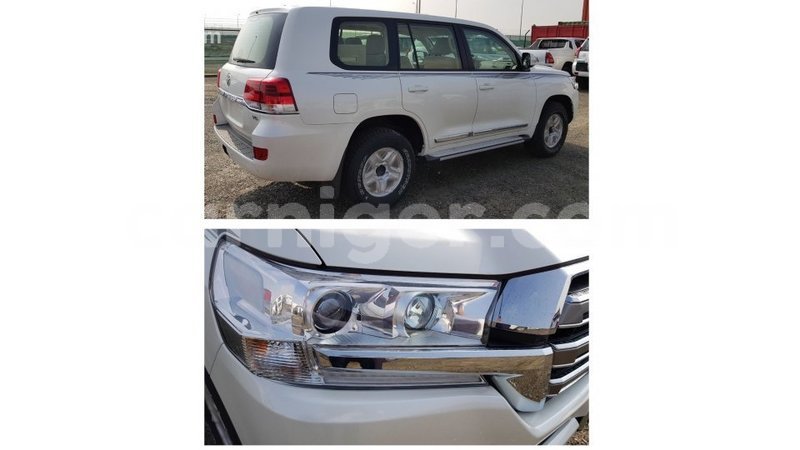 Big with watermark toyota land cruiser agadez import dubai 6250