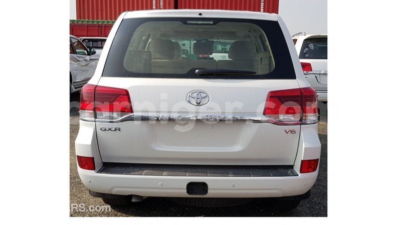 Big with watermark toyota land cruiser agadez import dubai 6250