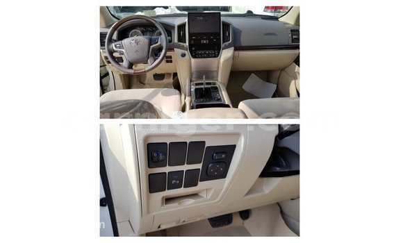 Buy Import Toyota Land Cruiser White Truck in Import - Dubai in Agadez Buy Import Toyota Land Cruiser White Truck in Import - Dubai in Agadez