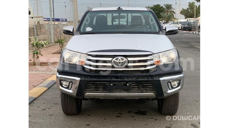 Big with watermark toyota hilux agadez import dubai 6255