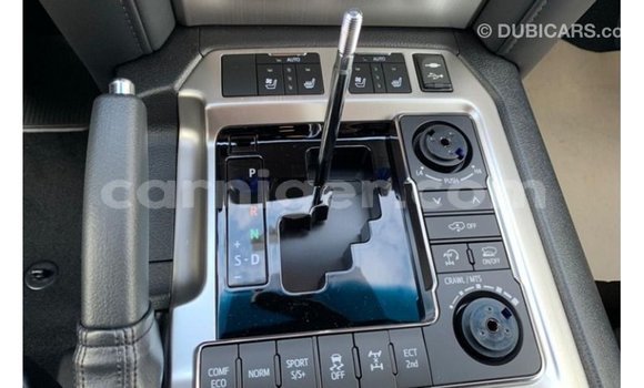 Buy Import Toyota Land Cruiser Black Truck in Import - Dubai in Agadez Buy Import Toyota Land Cruiser Black Truck in Import - Dubai in Agadez