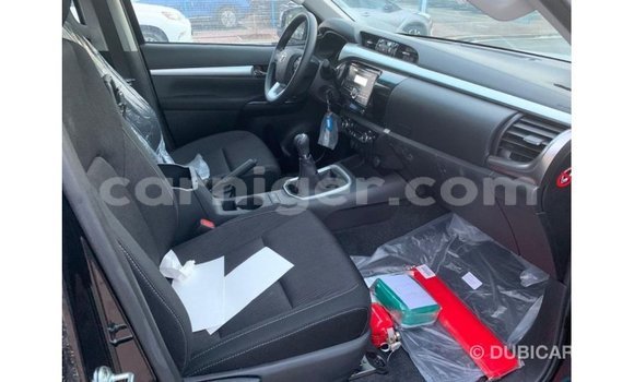Buy Import Toyota Hilux Black Car in Import - Dubai in Agadez Buy Import Toyota Hilux Black Car in Import - Dubai in Agadez