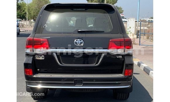Buy Import Toyota Land Cruiser Black Truck in Import - Dubai in Agadez Buy Import Toyota Land Cruiser Black Truck in Import - Dubai in Agadez