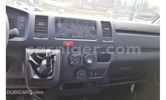 Buy Import Toyota Hiace White Car in Import - Dubai in Agadez Buy Import Toyota Hiace White Car in Import - Dubai in Agadez
