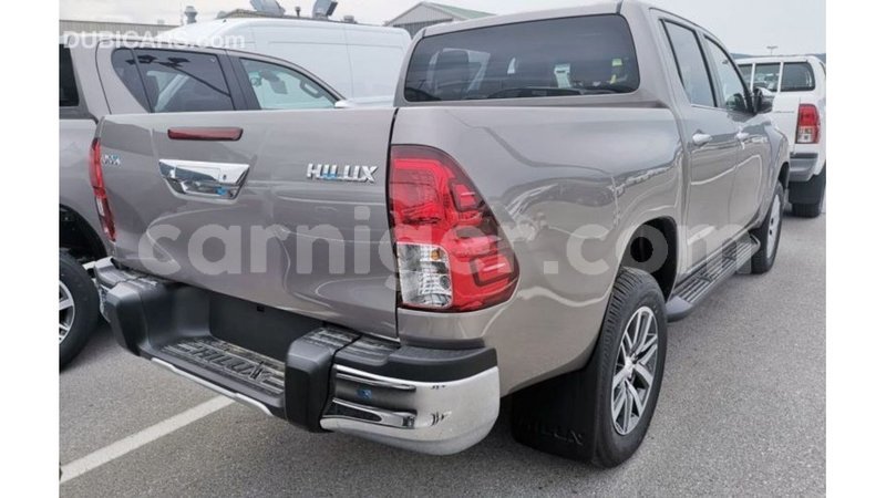 Big with watermark toyota hilux agadez import dubai 6275