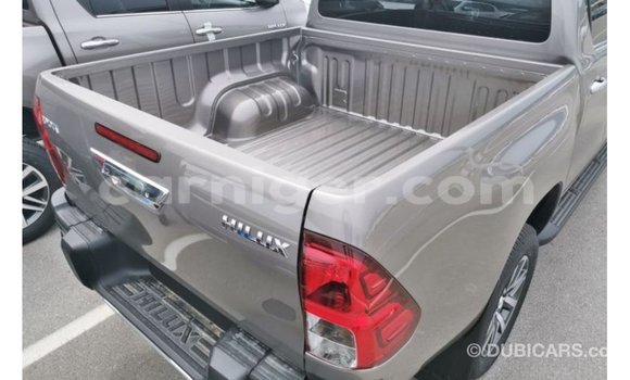 Buy Import Toyota Hilux Other Car in Import - Dubai in Agadez Buy Import Toyota Hilux Other Car in Import - Dubai in Agadez