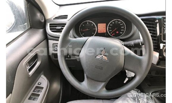 Buy Import Mitsubishi L200 Brown Car in Import - Dubai in Agadez Buy Import Mitsubishi L200 Brown Car in Import - Dubai in Agadez