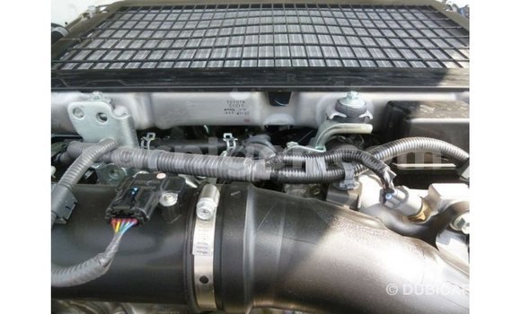 اشتري Imported Toyota Land Cruiser White شاحنة في Import - Dubai في أغاديز اشتري Imported Toyota Land Cruiser White شاحنة في Import - Dubai في أغاديز