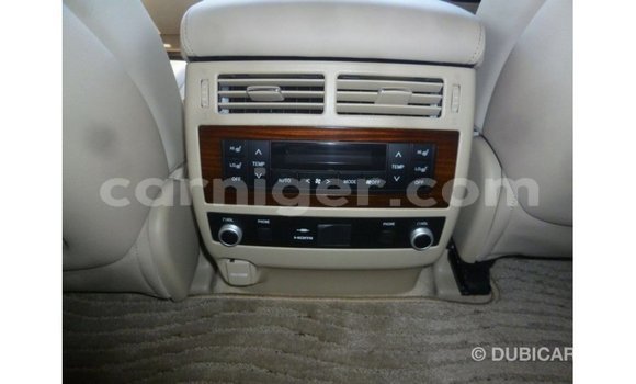Sayi Imported Toyota Land Cruiser Black Babbar mota in Import - Dubai a Agadez Sayi Imported Toyota Land Cruiser Black Babbar mota in Import - Dubai a Agadez