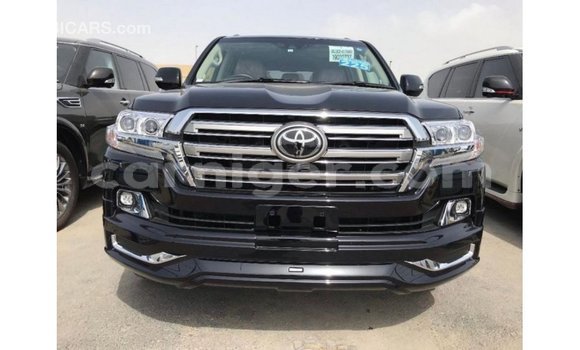 Sayi Imported Toyota Land Cruiser Black Babbar mota in Import - Dubai a Agadez Sayi Imported Toyota Land Cruiser Black Babbar mota in Import - Dubai a Agadez