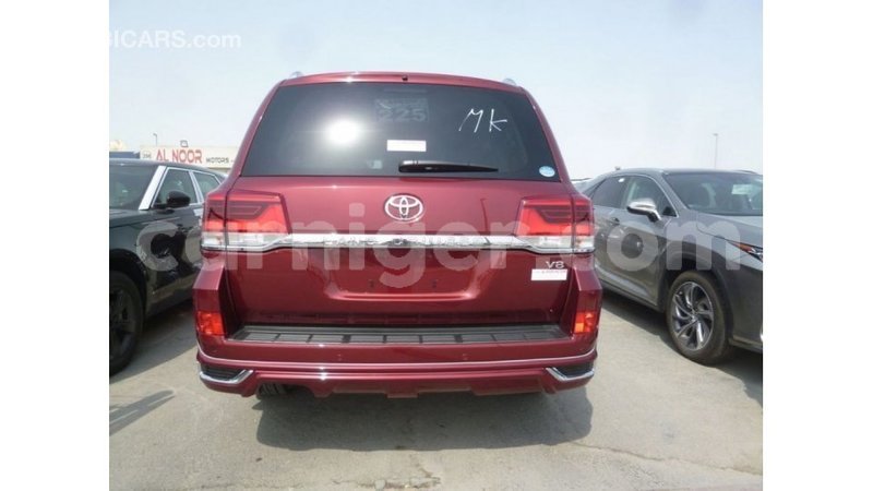 Big with watermark toyota land cruiser agadez import dubai 6286