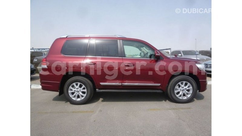 Big with watermark toyota land cruiser agadez import dubai 6286