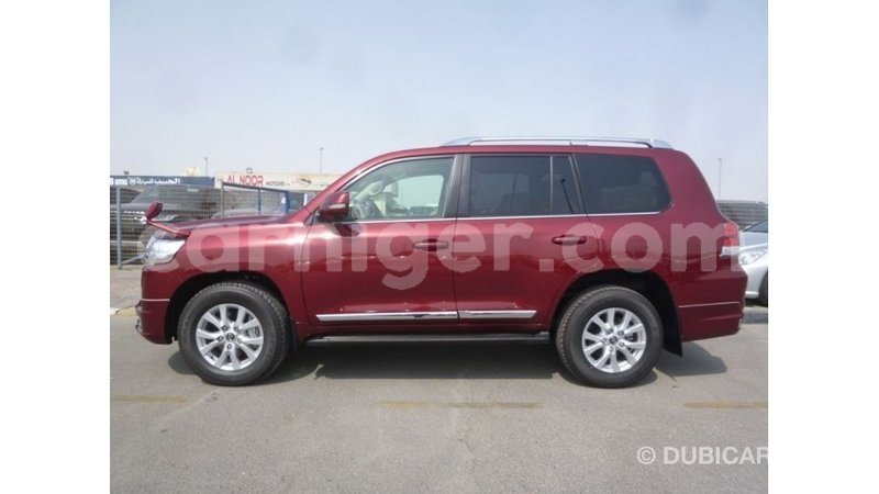 Big with watermark toyota land cruiser agadez import dubai 6286