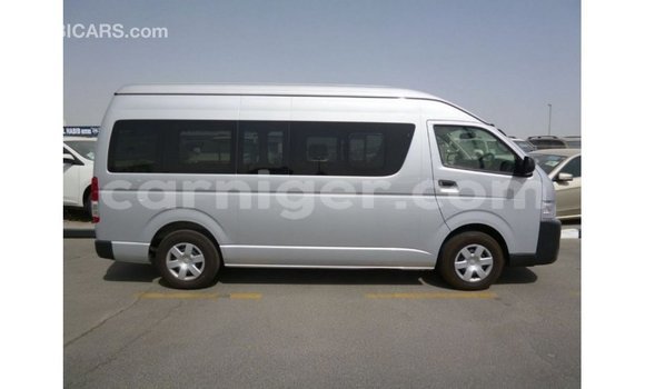 اشتري Imported Toyota Hiace Other سيارة في Import - Dubai في أغاديز اشتري Imported Toyota Hiace Other سيارة في Import - Dubai في أغاديز