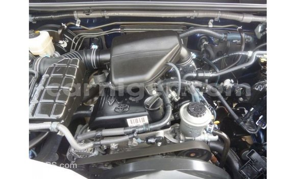 Sayi Imported Toyota Prado Blue Mota in Import - Dubai a Agadez Sayi Imported Toyota Prado Blue Mota in Import - Dubai a Agadez