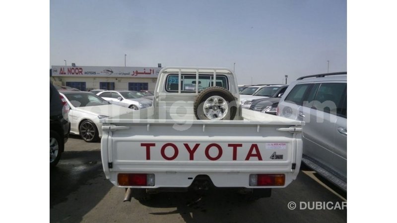 Big with watermark toyota land cruiser agadez import dubai 6290