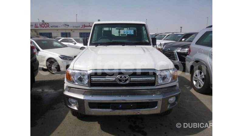 Big with watermark toyota land cruiser agadez import dubai 6290