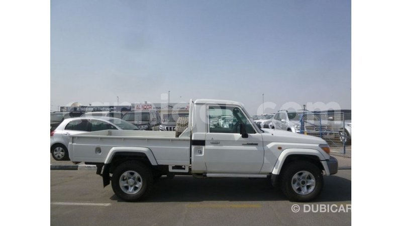 Big with watermark toyota land cruiser agadez import dubai 6290