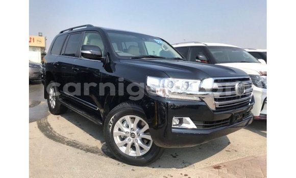 Buy Import Toyota Land Cruiser Black Truck in Import - Dubai in Agadez Buy Import Toyota Land Cruiser Black Truck in Import - Dubai in Agadez