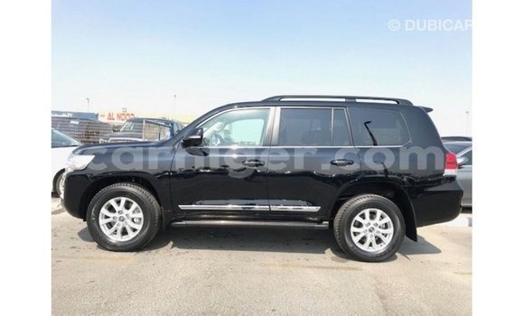 Buy Import Toyota Land Cruiser Black Truck in Import - Dubai in Agadez Buy Import Toyota Land Cruiser Black Truck in Import - Dubai in Agadez