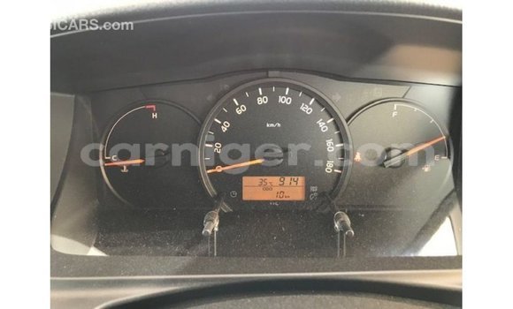 Acheter Import Voiture Toyota Hiace Blanc à Import - Dubai, Agadez Acheter Import Voiture Toyota Hiace Blanc à Import - Dubai, Agadez