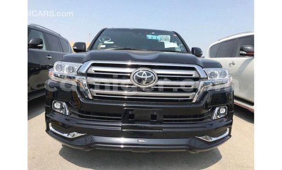 Acheter Import Utilitaire Toyota Land Cruiser Noir à Import - Dubai, Agadez Acheter Import Utilitaire Toyota Land Cruiser Noir à Import - Dubai, Agadez