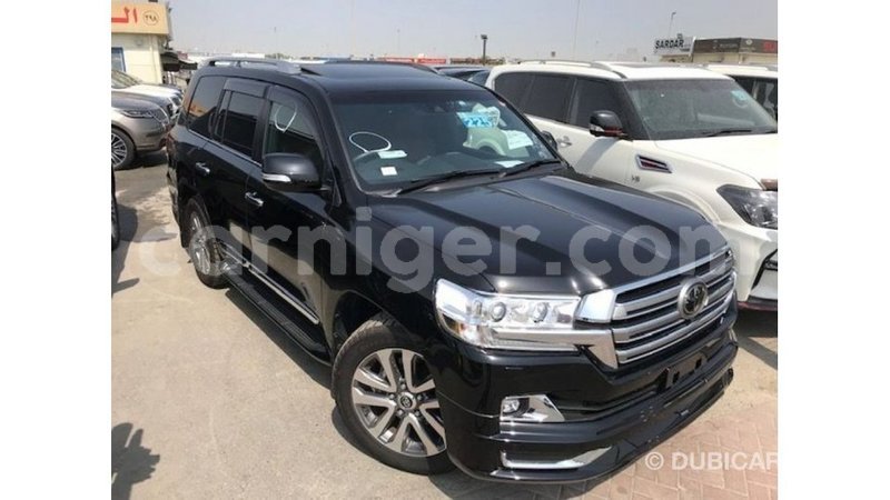 Big with watermark toyota land cruiser agadez import dubai 6294