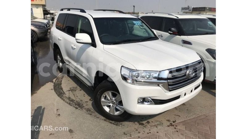 Big with watermark toyota land cruiser agadez import dubai 6297