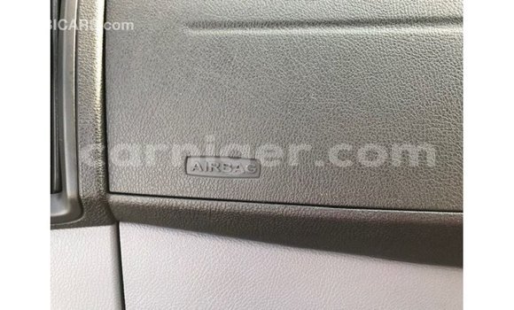 اشتري Imported Ford AEV AMBULANCE White شاحنة في Import - Dubai في أغاديز اشتري Imported Ford AEV AMBULANCE White شاحنة في Import - Dubai في أغاديز