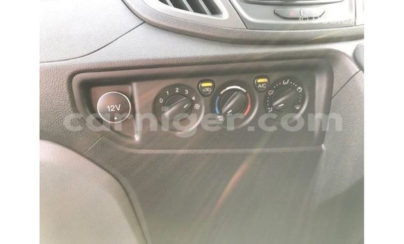 اشتري Imported Ford AEV AMBULANCE White شاحنة في Import - Dubai في أغاديز اشتري Imported Ford AEV AMBULANCE White شاحنة في Import - Dubai في أغاديز