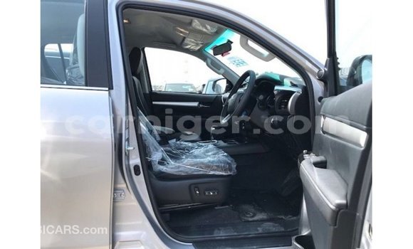 Buy Import Toyota Hilux Other Car in Import - Dubai in Agadez Buy Import Toyota Hilux Other Car in Import - Dubai in Agadez