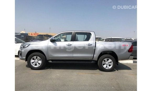 Buy Import Toyota Hilux Other Car in Import - Dubai in Agadez Buy Import Toyota Hilux Other Car in Import - Dubai in Agadez
