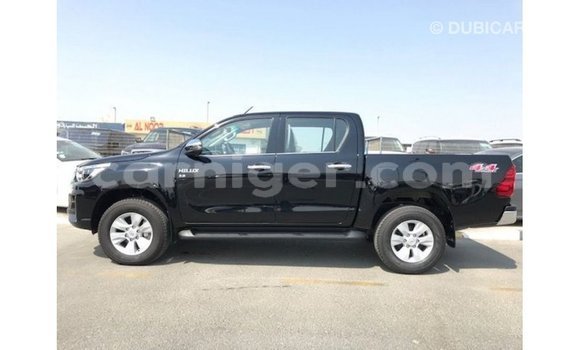 Acheter Import Voiture Toyota Hilux Noir à Import - Dubai, Agadez Acheter Import Voiture Toyota Hilux Noir à Import - Dubai, Agadez