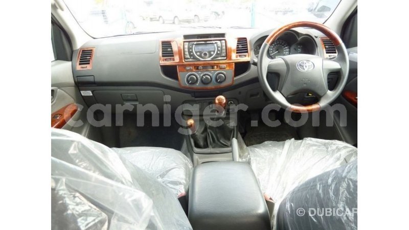 Big with watermark toyota hilux agadez import dubai 6303