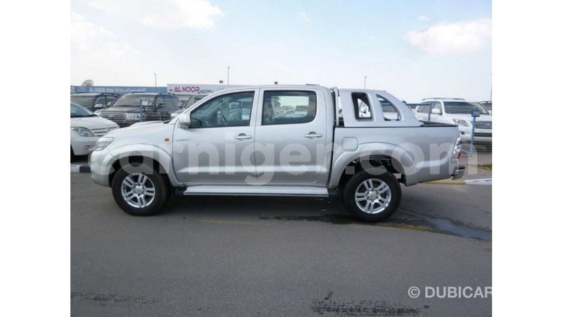 Big with watermark toyota hilux agadez import dubai 6303