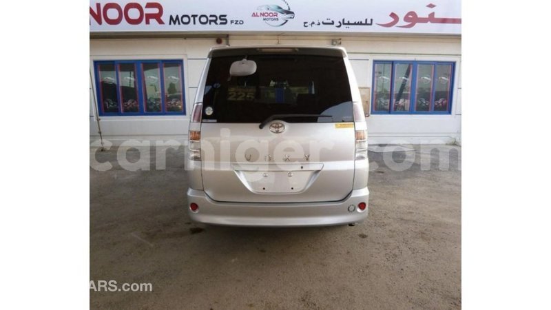 Big with watermark toyota voxy agadez import dubai 6305