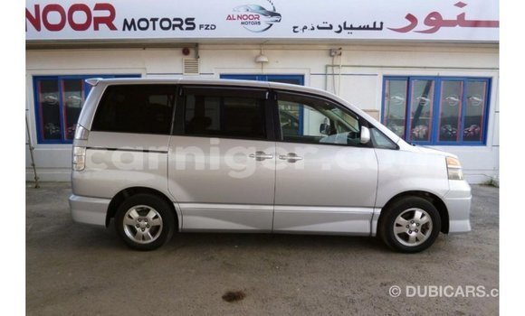 اشتري Imported Toyota Voxy Other سيارة في Import - Dubai في أغاديز اشتري Imported Toyota Voxy Other سيارة في Import - Dubai في أغاديز